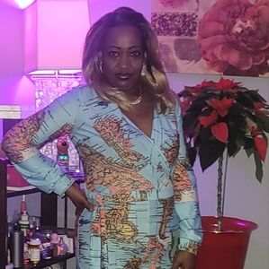 Meet your Posher, Dora